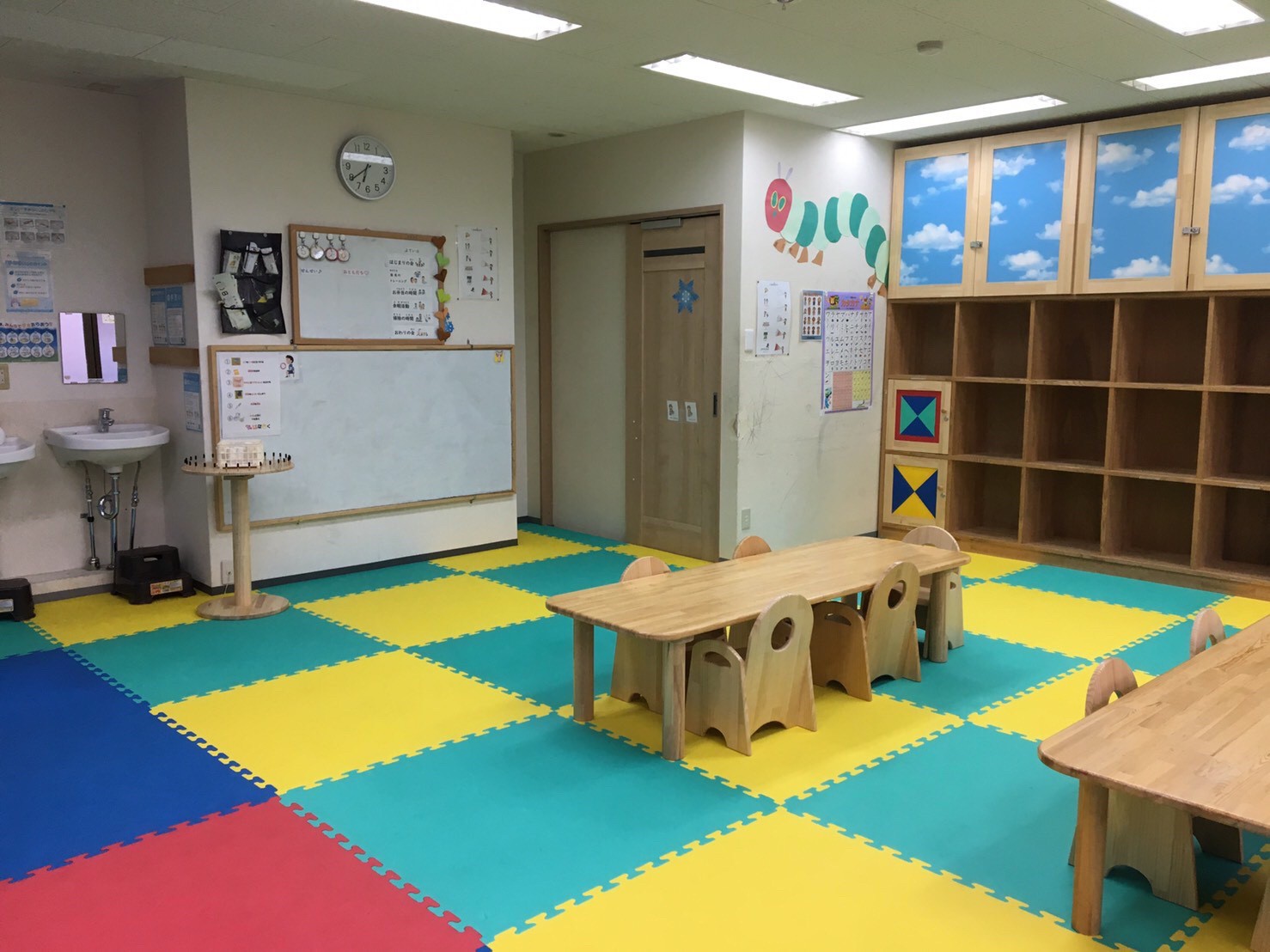 障がい児総合支援　ウキウキはなさく／児童発達支援・放課後等デイサービス／就労継続支援B型／短期入所（ショートステイ）／兵庫 宝塚 山本丸橋　伊丹 中野西 中野東 荻野西　尼崎 南塚口 東園田　池田