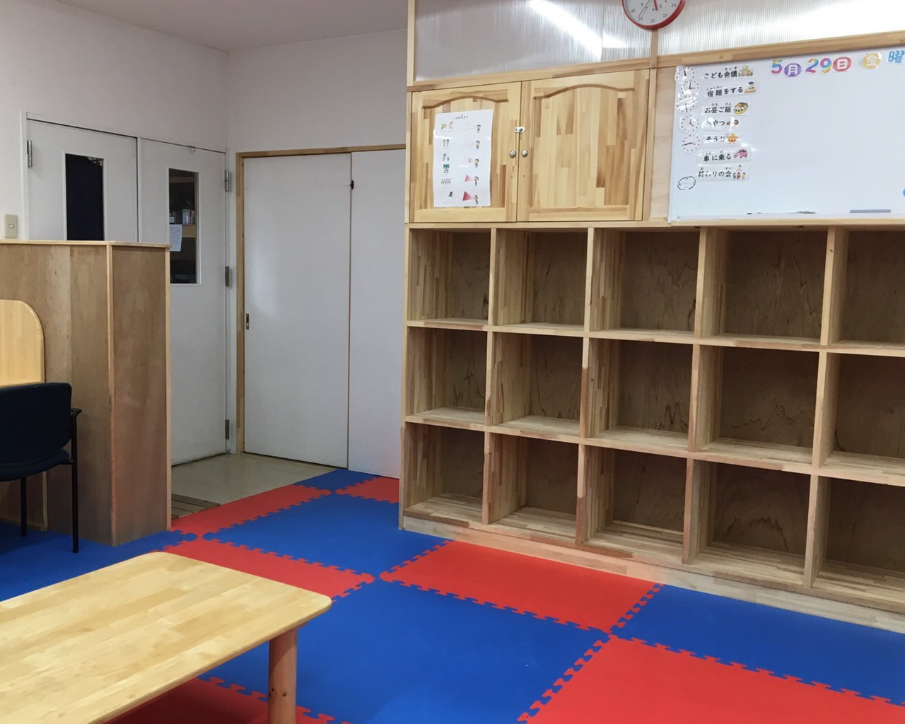 障がい児総合支援　ウキウキはなさく／児童発達支援・放課後等デイサービス／就労継続支援B型／短期入所（ショートステイ）／兵庫 宝塚 山本丸橋　伊丹 中野西 中野東 荻野西　尼崎 南塚口 東園田　池田
