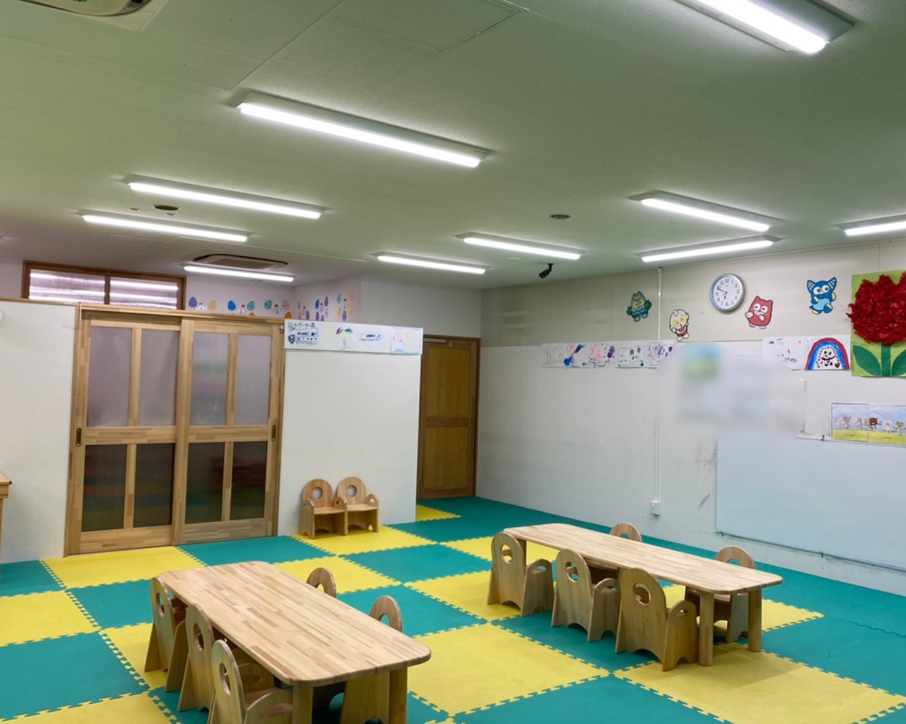障がい児総合支援　ウキウキはなさく／児童発達支援・放課後等デイサービス／就労継続支援B型／短期入所（ショートステイ）／兵庫 宝塚 山本丸橋　伊丹 中野西 中野東 荻野西　尼崎 南塚口 東園田　池田
