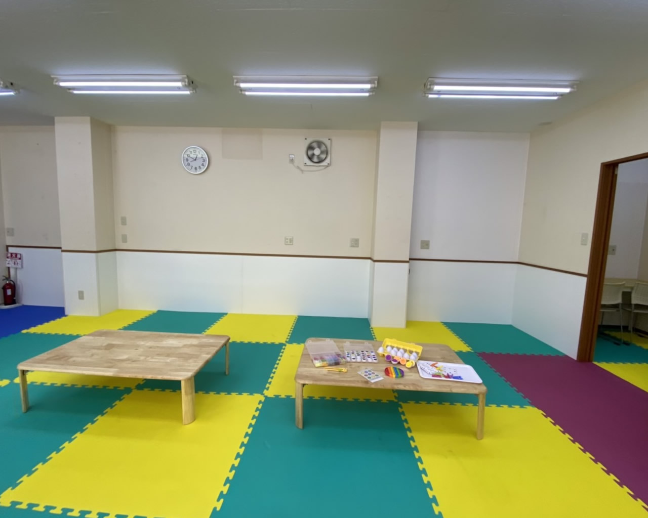 障がい児総合支援　ウキウキはなさく／児童発達支援・放課後等デイサービス／就労継続支援B型／短期入所（ショートステイ）／兵庫 宝塚 山本丸橋　伊丹 中野西 中野東 荻野西　尼崎 南塚口 東園田　池田