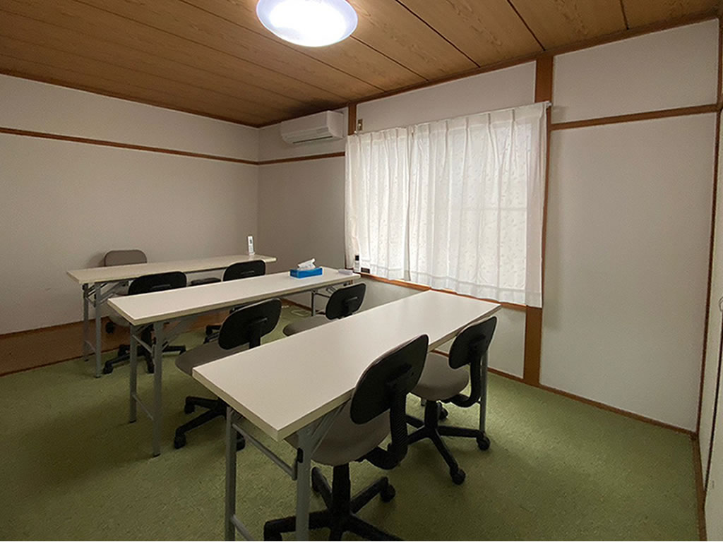 障がい児総合支援　ウキウキはなさく／児童発達支援・放課後等デイサービス／就労継続支援B型／短期入所（ショートステイ）／兵庫 宝塚 山本丸橋　伊丹 中野西 中野東 荻野西　尼崎 南塚口 東園田　池田